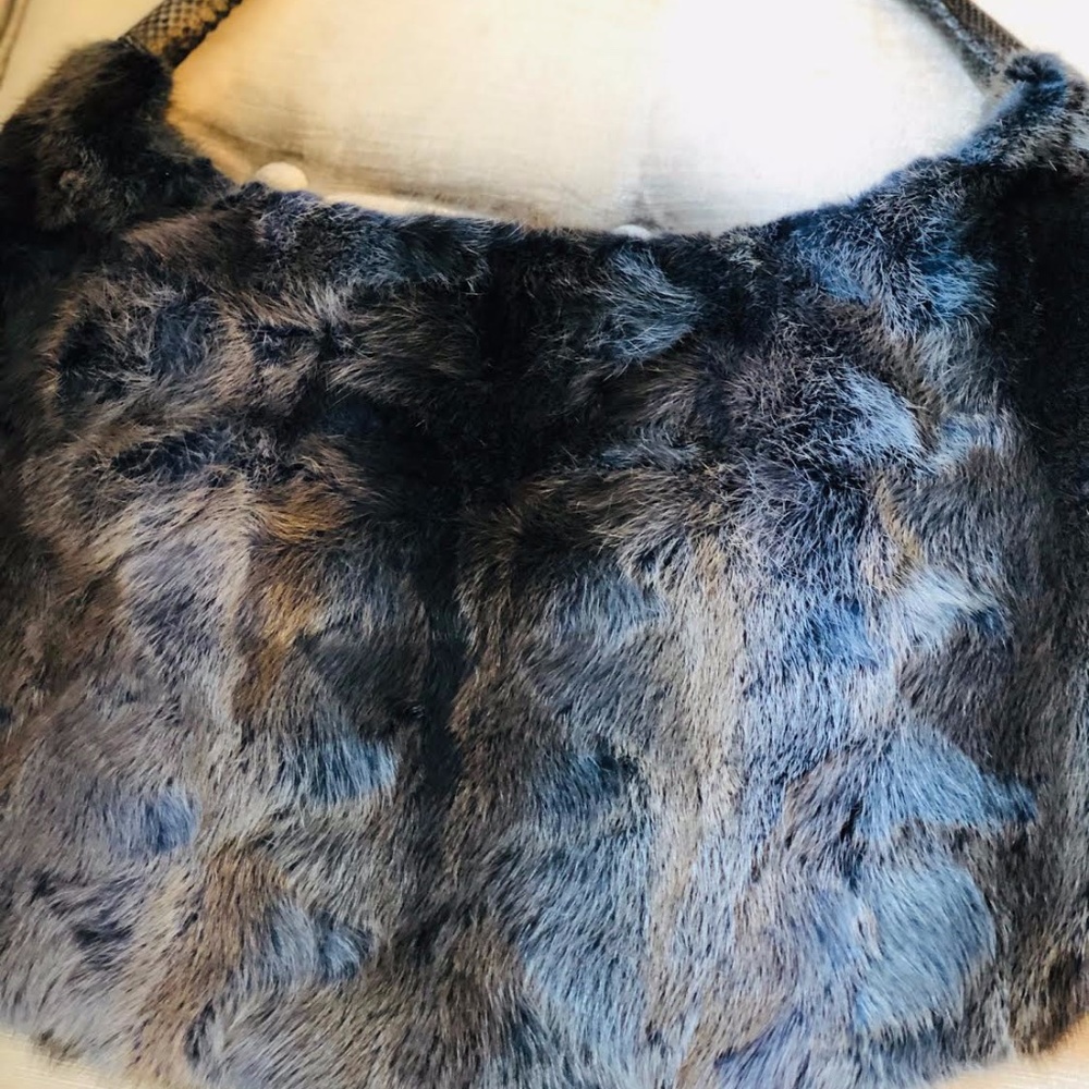Devi Kroell Gray Fox Fur Python Shoulder Bag - image 2